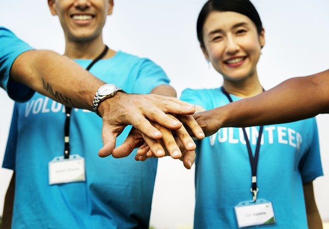 ما هي أهمية العمل التطوعي بالنسبة للمتطوع؟