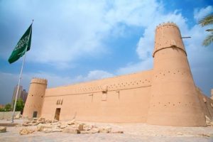 قصر المصمك واهميته التاريخية والحضارية بالمملكة موقع محتويات