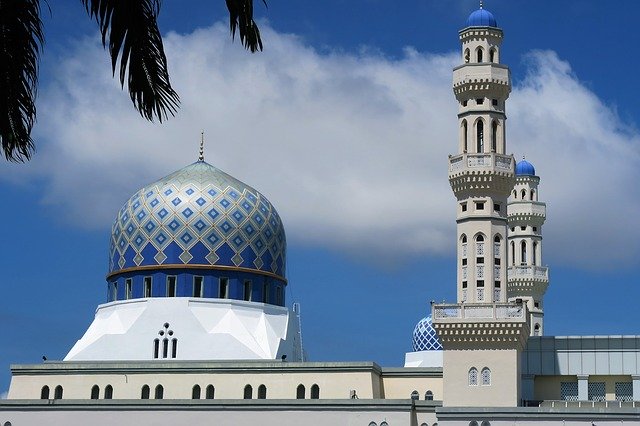 المسجد الازرق في شاه علم