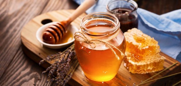 فوائد أكل العسل على الريق .. أهم الفوائد الصحية التي يمنحها الجسم للعسل