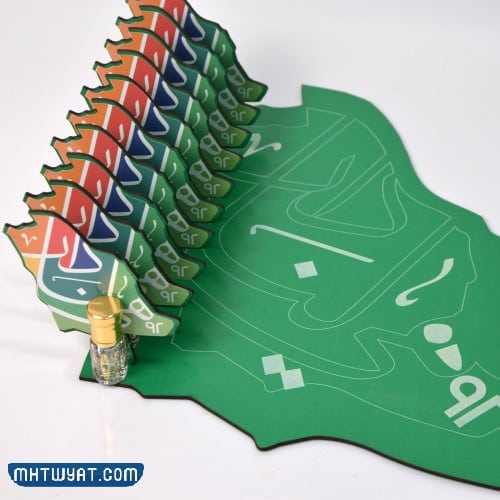 تصاميم عن اليوم الوطني 92 هي لنا دار