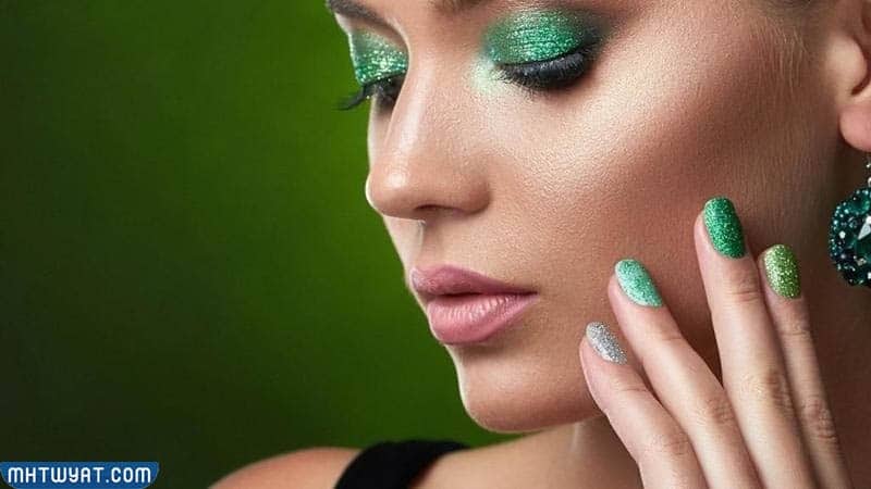 مكياج اليوم الوطني السعودي 92 اخضر لامع