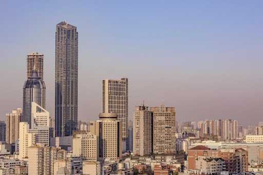 كيف تختار الوسيط العقاري المناسب في السعودية؟