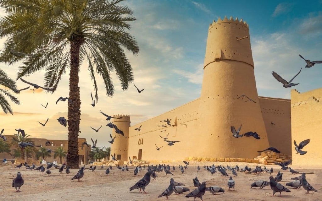 دليل السياحة في السعودية